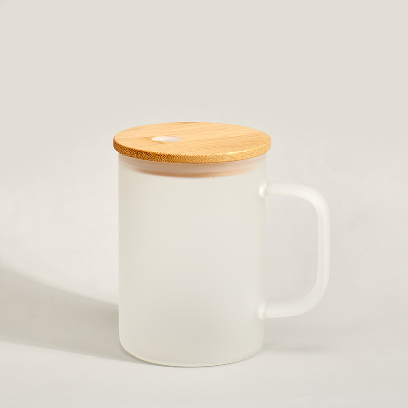 US Warehouse Sublimation 17oz Glasbierkrug mit Bambusdeckeln Kaffeebecherflasche mit Griff und Strohhalm Sommertrinkgeschirr Saftbecher Z11