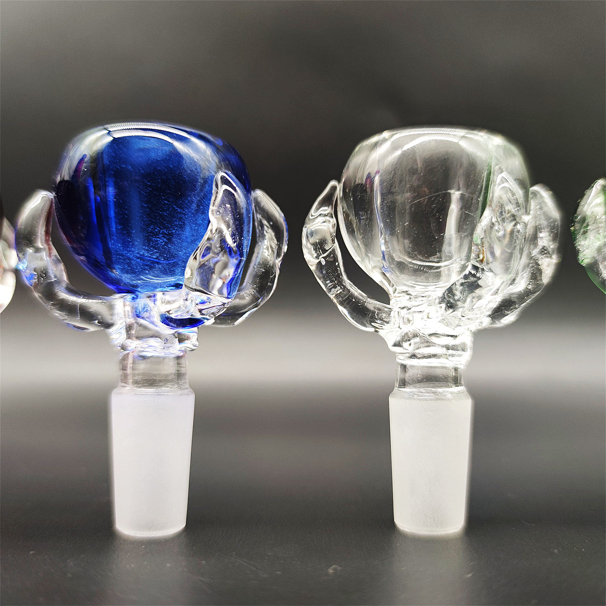 Style Schüssel Stück 14 mm dicke Schüssel Stück Bong Glasrutsche Wasserrohre rund reine klare Drachenklaue Kopfbedeckte Schalen männliche Rauchzubehör