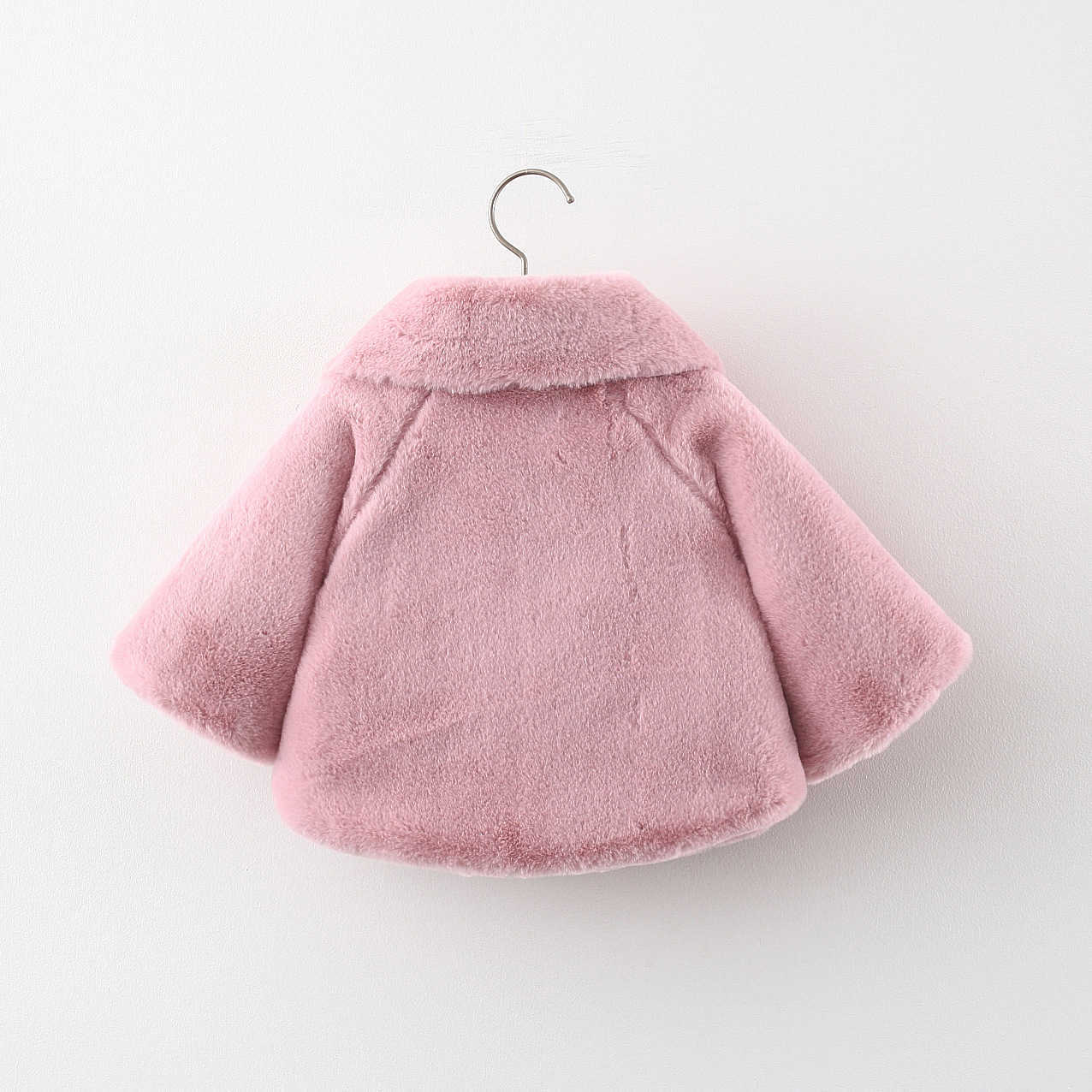 Babzapleume Fall Winter Baby Fur Coat Toddler Girl Jacket Korean Warm Fleece Plush Söt Strberry Shl Nyfödda kläder 021 L230712