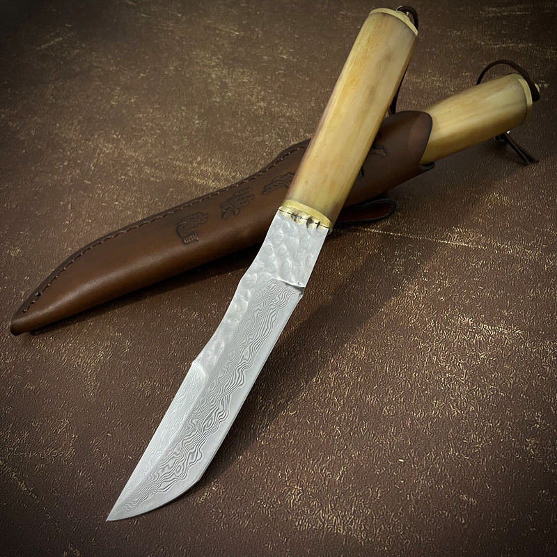 Nieuwe C7149 Outdoor Survival Rechte Mes Damascus Staal Tanto Point Blade Camel Bone Handvat Vaste Mes Messen Met Lederen schede