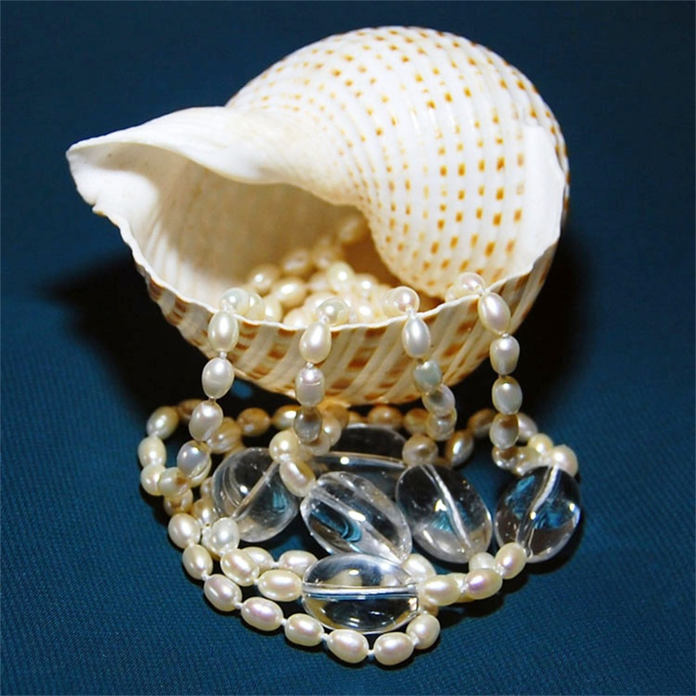 Vente chaude style ouvert riz naturel perle d'eau douce cristal pull blanc longue chaîne collier bijoux de mode