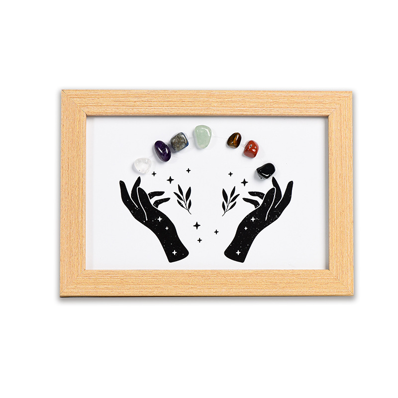 Natural Chip Raw Chakra Stone Display Two Hands Solid Wood Photo Frame Table Hem Fashion Accessories FESTICE ORMACENTS GIFT STORLEK