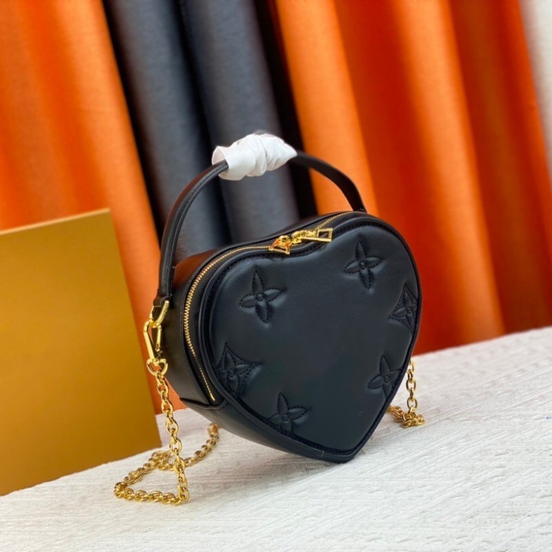 Mini Fashion Sweet Heart Shaped Bag 2023 New Top Grade Cowhide Zipper Women's Handheld One Shoulder Crossbody Bag Dinner Bag Valentine's Day Free Daily Mail Package