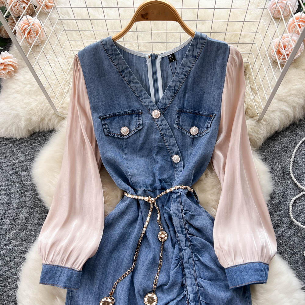 Basic Casual Dresses New Summer Casual Patchwork Denim Dress Women Short Sleeve V Neck Pearls Buttons Elegant Split Midi Vestidos With Chain Belt 2023