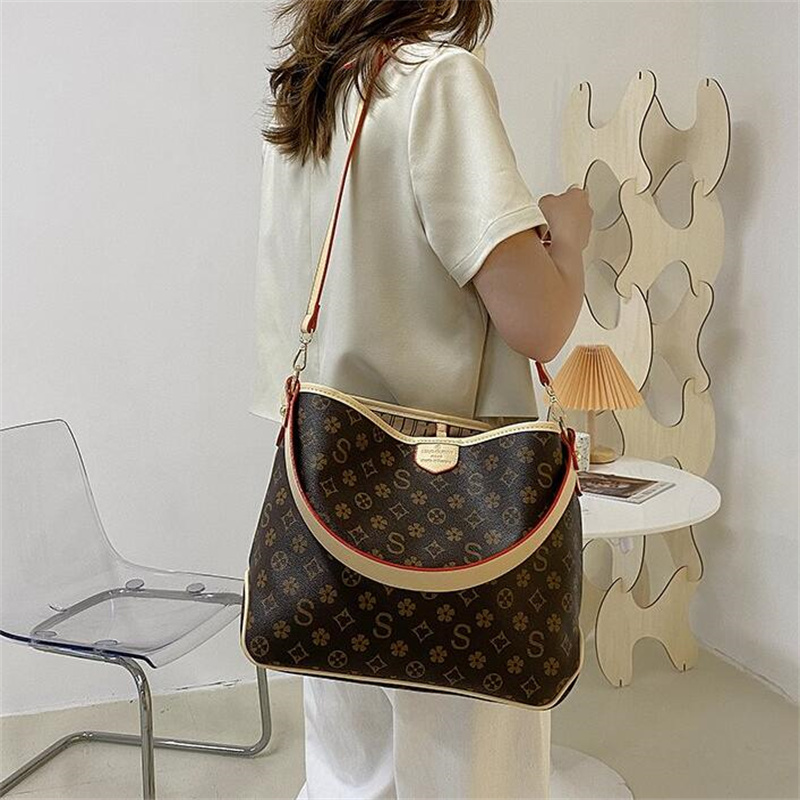 New Luxurys Women Women Bag Bag Classic Designers Fashion Women Bag Bags Counter Bags Lady Totes Hand Handbags Counter Bag