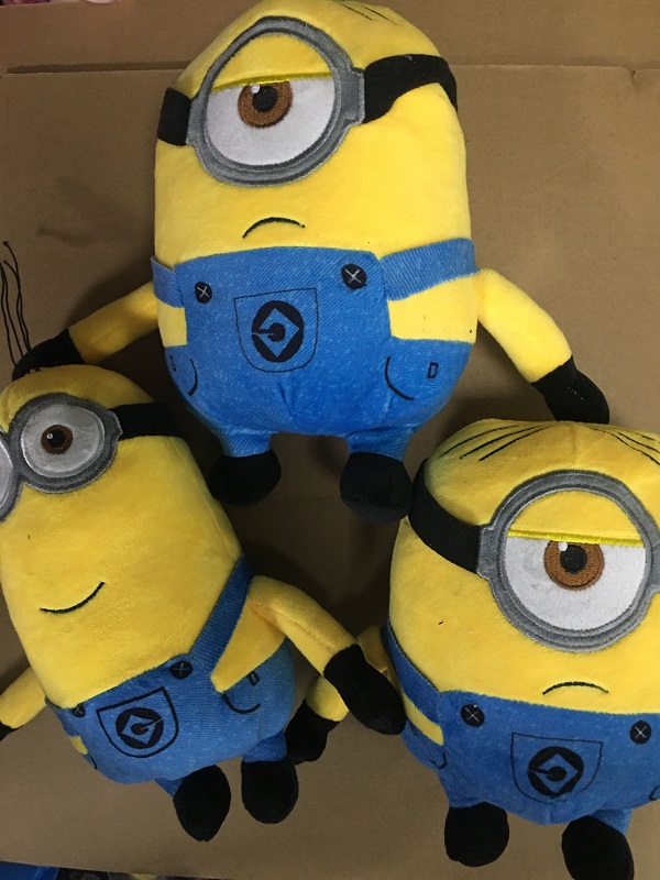 Factory wholesale 20cm three styles of Minions Minion plush toys cartoon animation film and television surrounding dolls children's favorite gifts