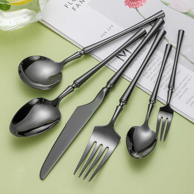 Korean stil servisuppsättning 18/10 rostfritt stål knivgaffel sked pinnar bärbara bestick set tjock rund handtag bordsartiklar l230704