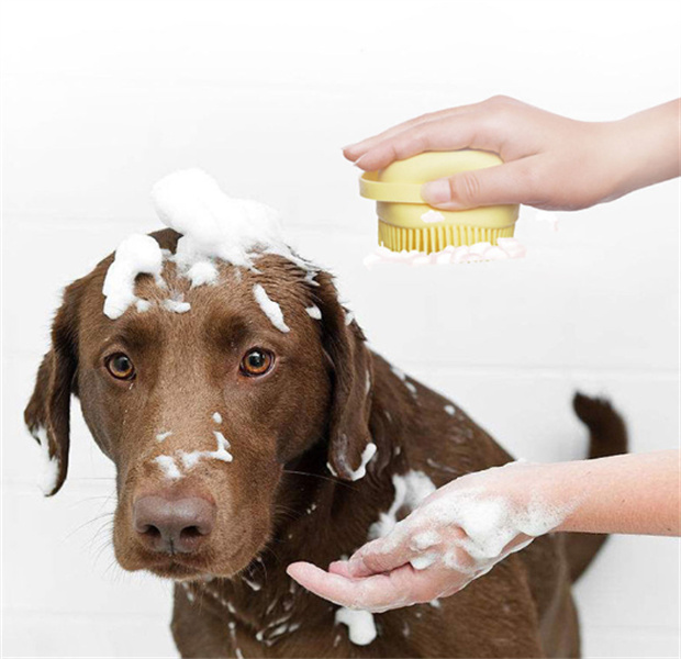 Toelettatura del cane Bagno Cucciolo Cane di grossa taglia Gatto Guanti da massaggio Spazzola morbida Sicurezza Accessori animali in silicone Prodotti Mascotas JL1694