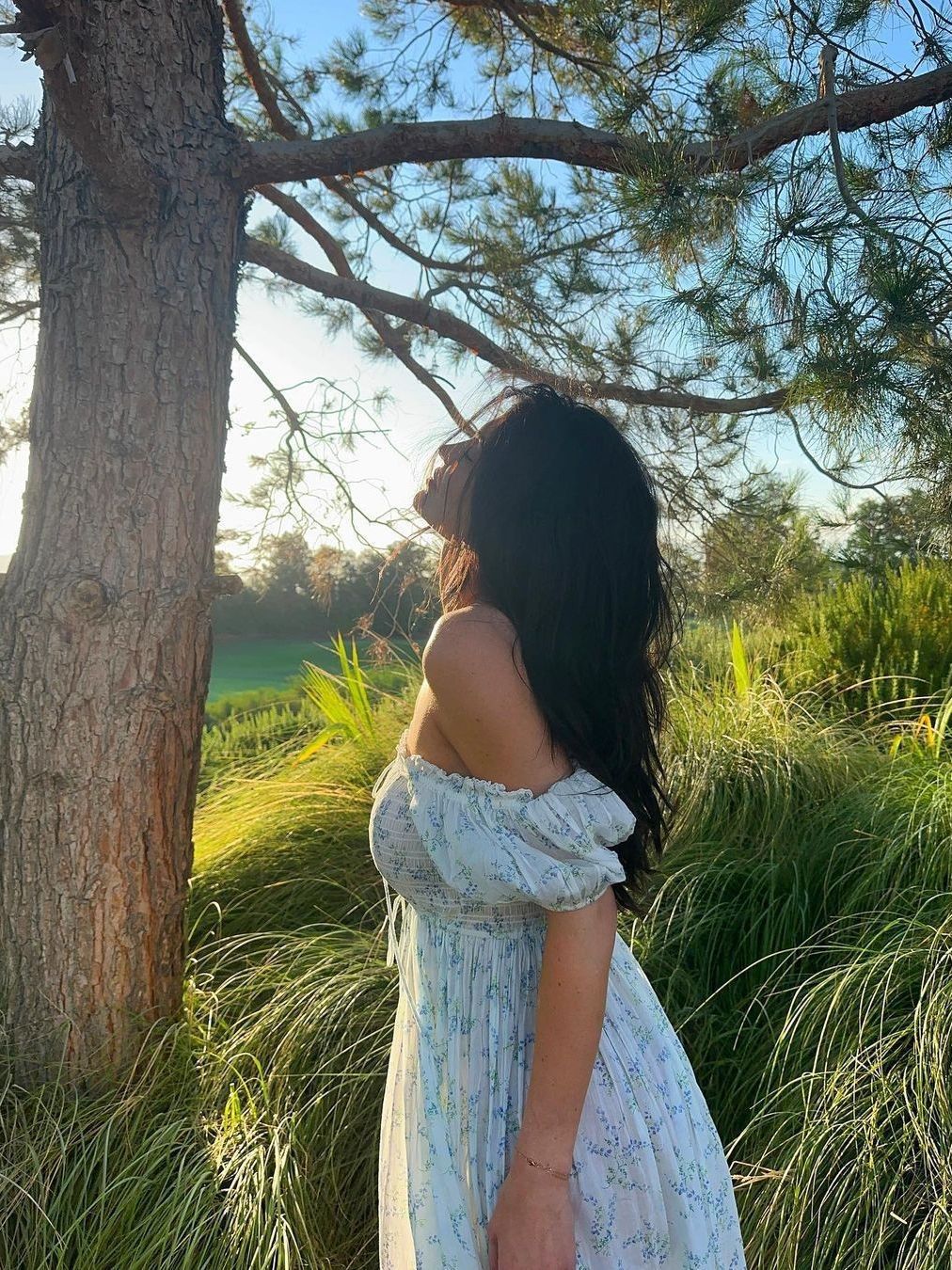 Kylie Kardashian Floral Elbise Mavi Çan Çiçek Püskürtmeli Kollu Kare Kare Fransız Plaj Tatil Peri Elbise