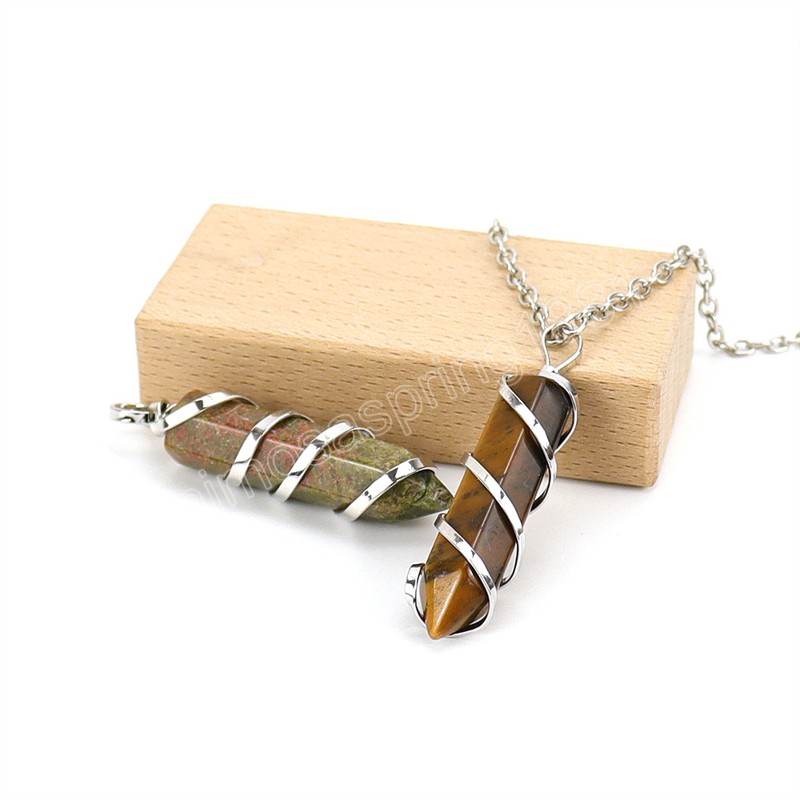 Hänghalsband Hexagonal Pillar Natural Stone Halsband Spiral Metal Crystal smycken för kvinnor