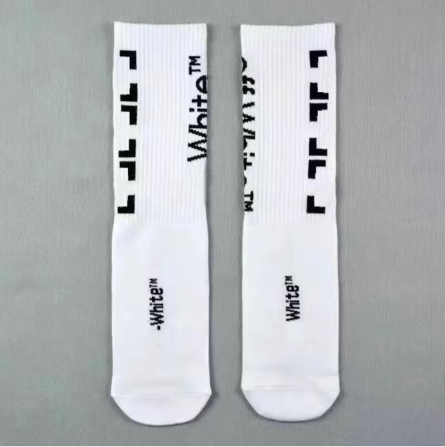 Fashion Designer Streetwear Socks Women Men High Quality Cotton All-match Arrow XXX Printing Breathable Black White Mixing Football Basketball Sports Socks