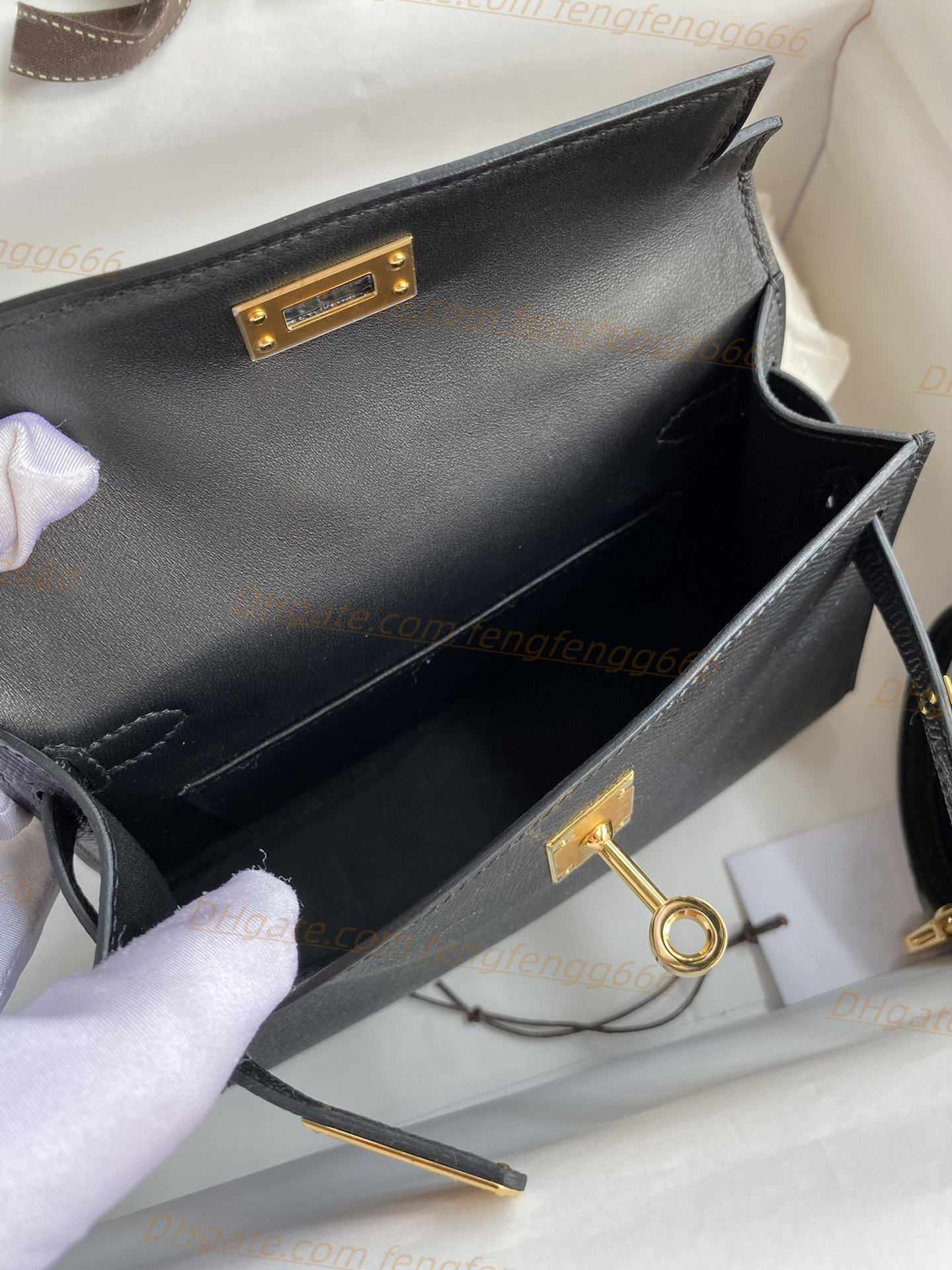 Black tote shoulder bag Top channel Handle bags Designer Bag Crocodile leather handbag totes Gold buckle shopping wallet purses Luxury woman handbag
