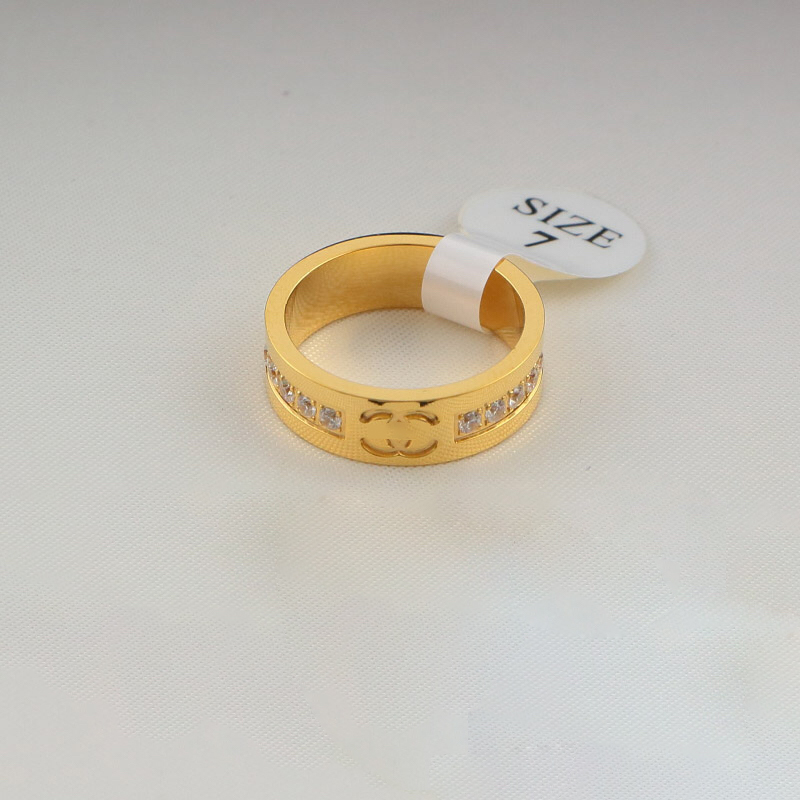 Designer Ring Double Row Drill Stullo 316L inossidabile Stee C Letter Logo Anello anello Love Anello Gold Anello da uomo Anello Diamond Ring Set di anelli nuziali