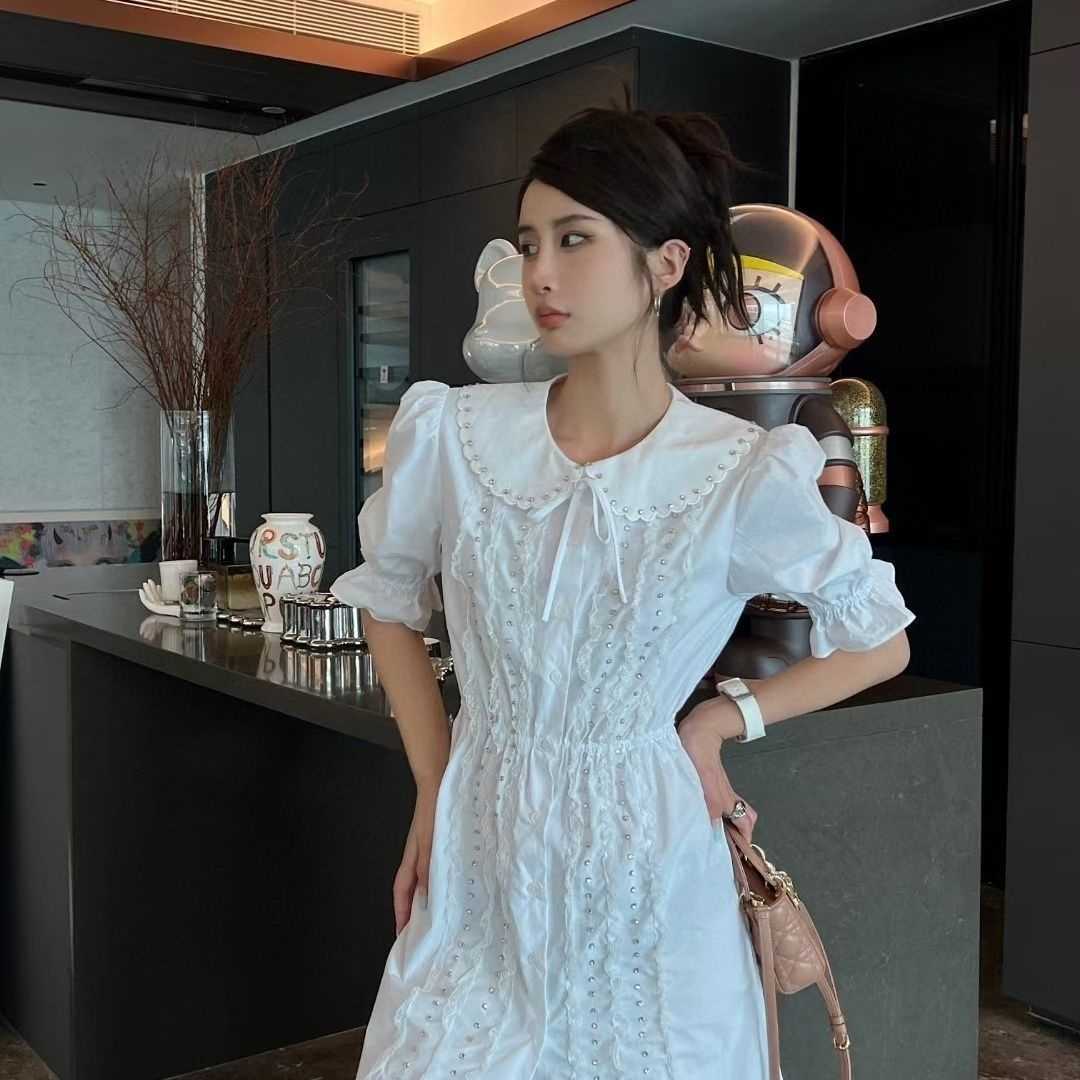 Summer ladies doll collar drill lantern sleeve dress, tweed fabric soft and comfortable, simple and casual version, everyday fashion.