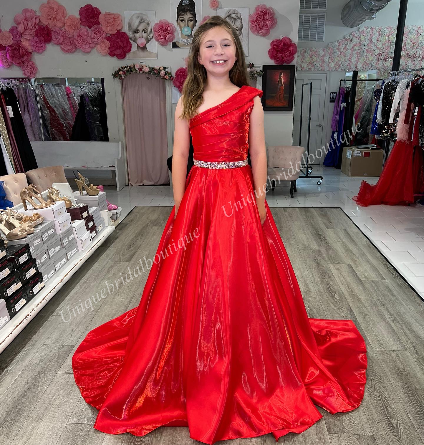 Cherry Girl Preteens Pageant Dress 2024 Shimmer Satin One-Shoulder Little Kid Anniversaire Robe de soirée formelle Infant Toddler Teens Tiny Young Junior Miss Marigold Beaded