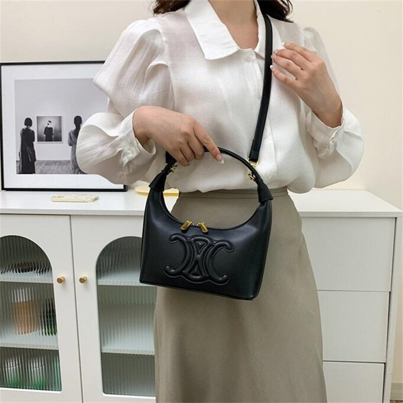 New Hotsales 2023 حقائب مصممي Luxurys Women Handbag Leather Flower Flower Counter Counter Bag Bag Bag Bag Bags Messenger