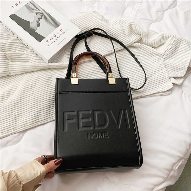 2024 Luxury Handbag New Luxury Designer Factory Direct Sales High Quality Net-Red Samma bärbar tote fenjia tryckt kvinnors nya känsla en-axel messenger väska