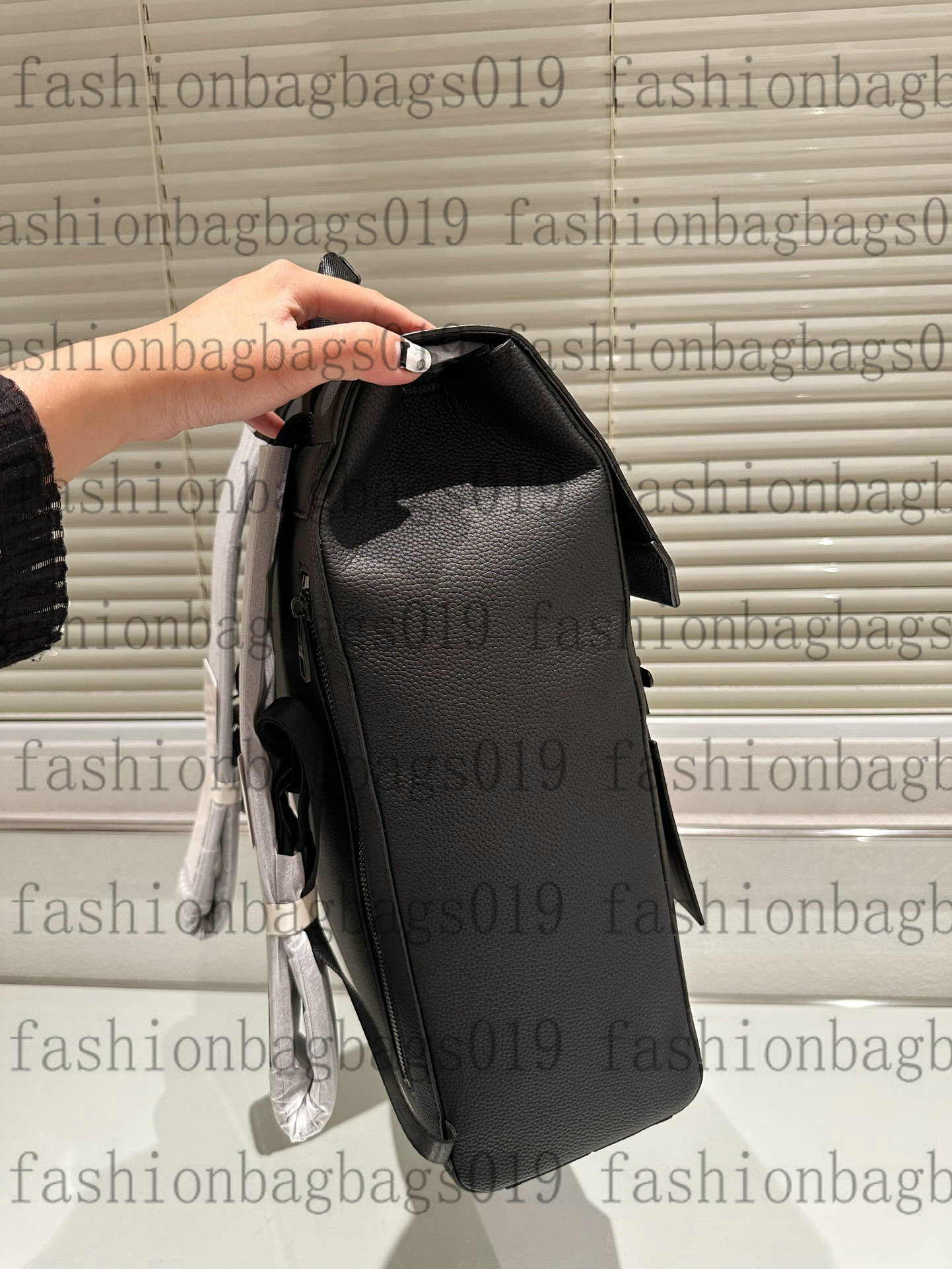 Män snabblinje ryggsäck läder ryggsäck borttagbart namn tag designer satchel magnetisk klaff start college väska handtag bokväska justerbara remskolväskor m21367