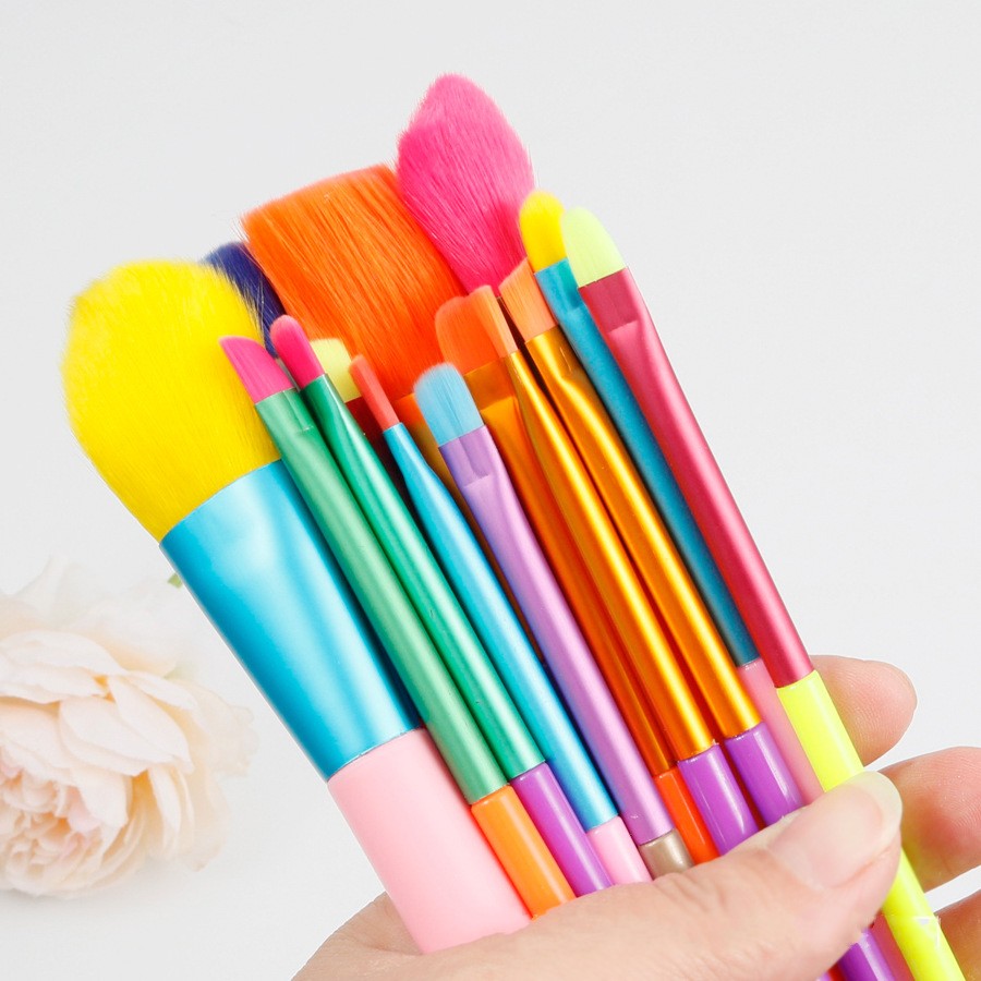 Coloré 15 pièces pinceaux de maquillage haute qualité pinceau cosmétique fond de teint poudre fard à paupières mélange brosse outil de maquillage coloré