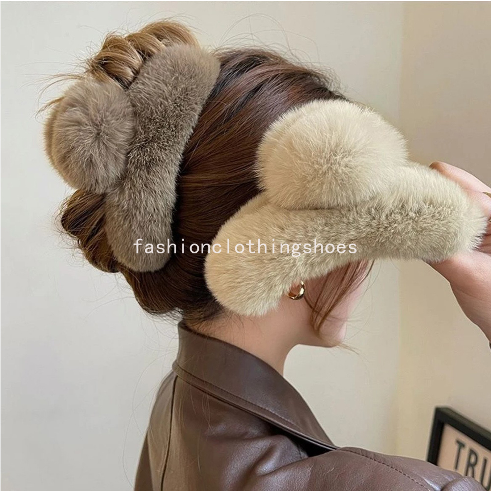 Large Faux Fur Hair Claw For Women Plush Big Crab Hair Clip Barrette Acrylic Ponytail Hairpins Winter Headwear Hair Accessories