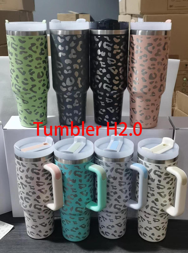 40 Oz Tumbler with Handle Leopard Print Car Mug with Straw Outdoor Sports Travel Cup Stainless Steel Thermos Customizable Gifts Vacuum Flasks Bottle