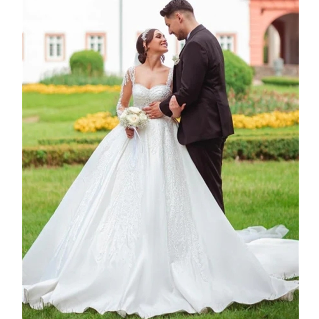 Lange Ärmel Brautkleid Illusion Spitze Applikationen Schatz A-Linie Brautkleider Blumen Vestidos De Novia