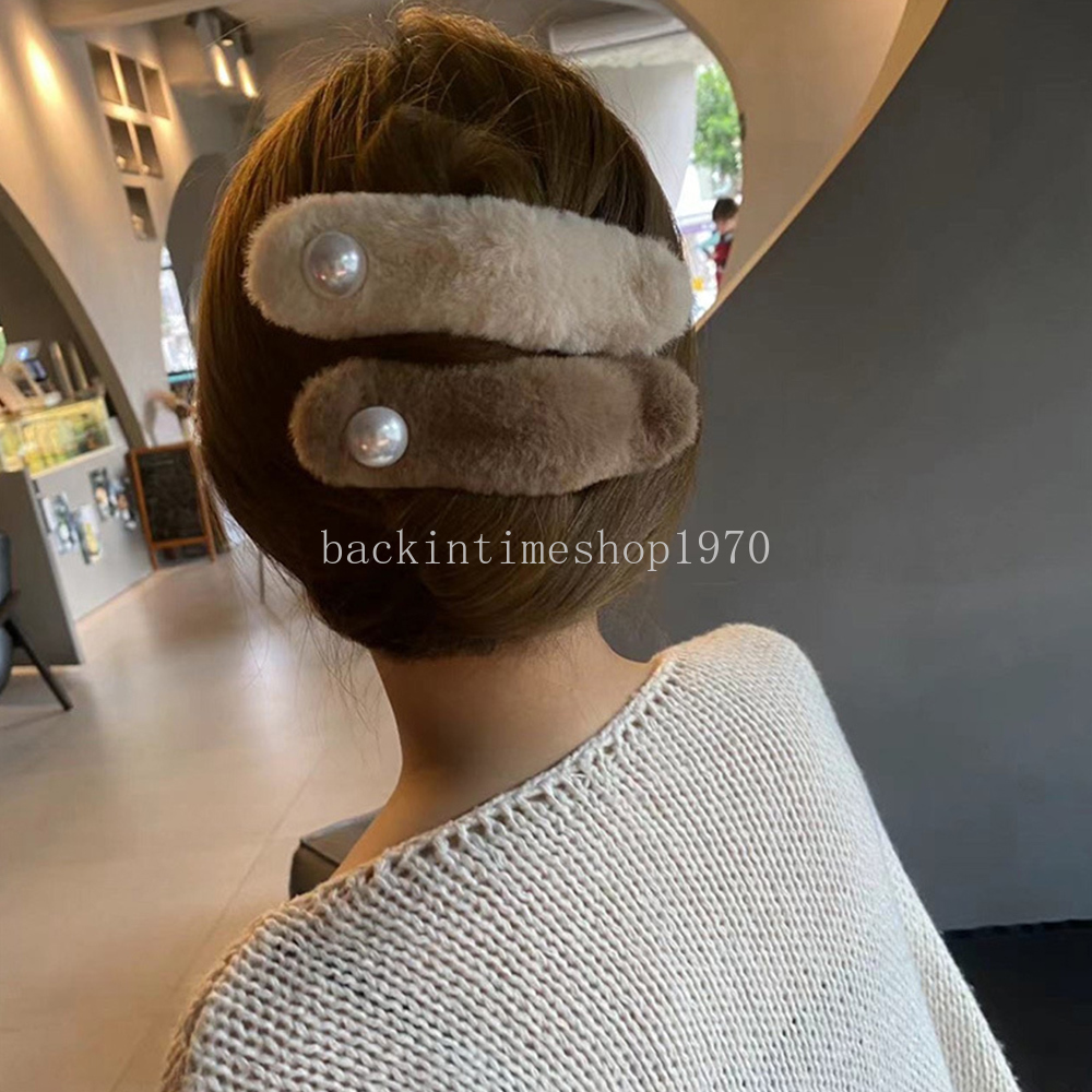 女性のためのソフトフェイクファーヘアクリップバレット