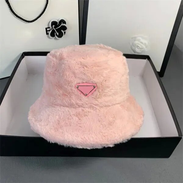 Fleece designer bredbrimmad hatt herrkläder designer sun hatt vinter hatt höst termisk huvud mössa skidresa klassisk lyxig platt hatt svartvita klassiska färger