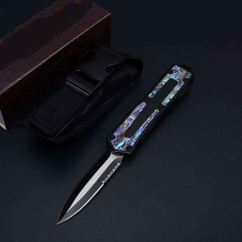 Offerta speciale Coltello tattico AUTO con manico nero 440C 58HRC Coltello tascabile EDC con lama nera Coltelli regalo con borsa in nylon Regalo di Natale