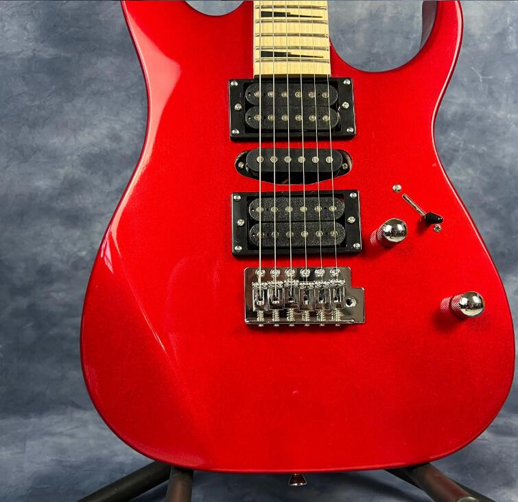 赤い色のエレクトリックギターメープルフィンガーボード高品質のピックアップハンドワーク6スティングギタール