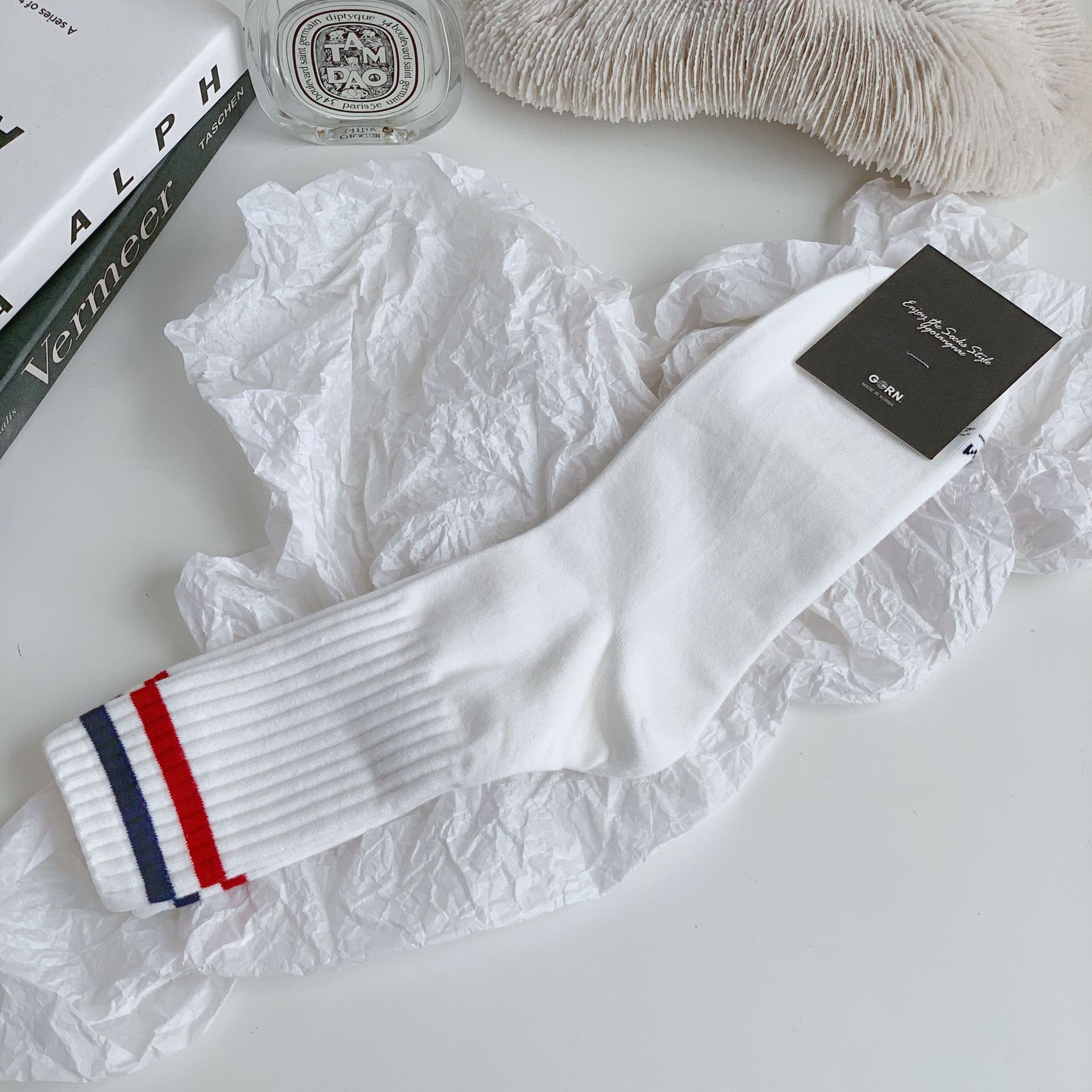 Designer ggorangnae outono inverno barras paralelas na moda meias masculinas tubo médio alto respirável algodão meias curtas masculino