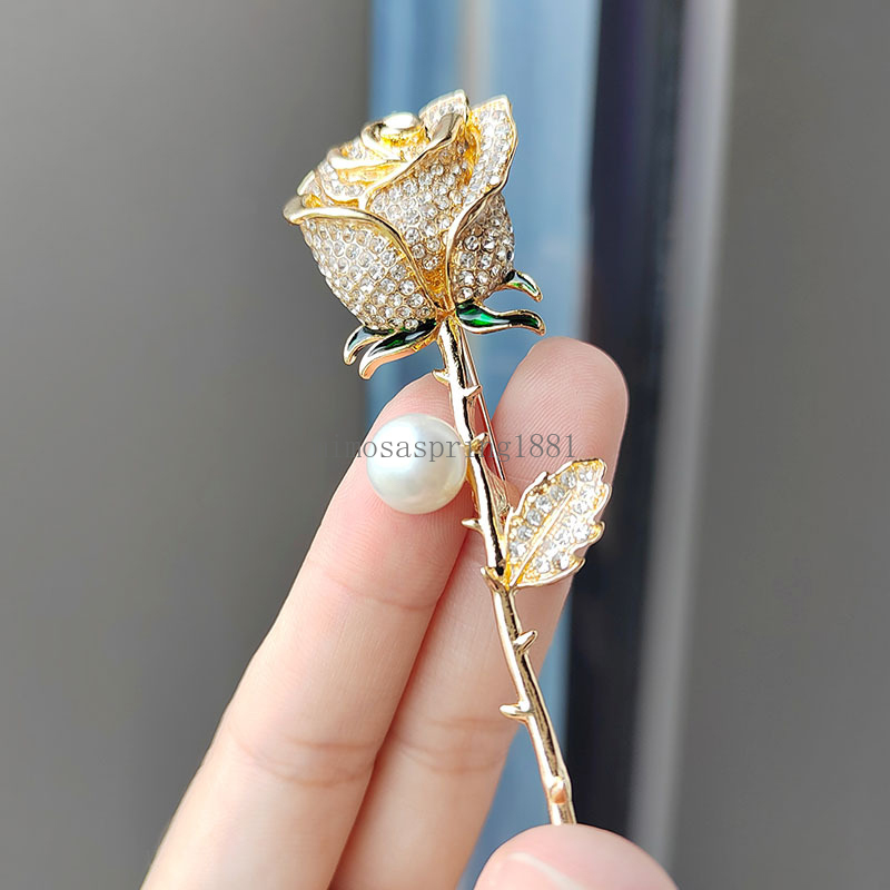 Fashion Inlaid Rhinestone Gold Color Rose Brooches For Women Luxury Design Personality Metal Brooch Lapel Pins Jewelry Gifts