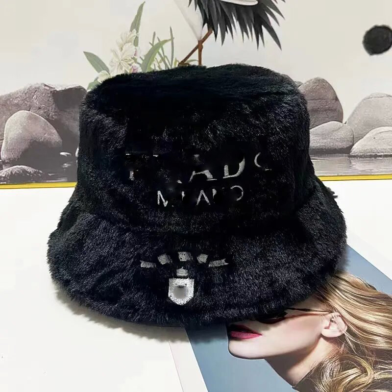 Fleece designer bredbrimmad hatt herrkläder designer sun hatt vinter hatt höst termisk huvud mössa skidresa klassisk lyxig platt hatt svartvita klassiska färger