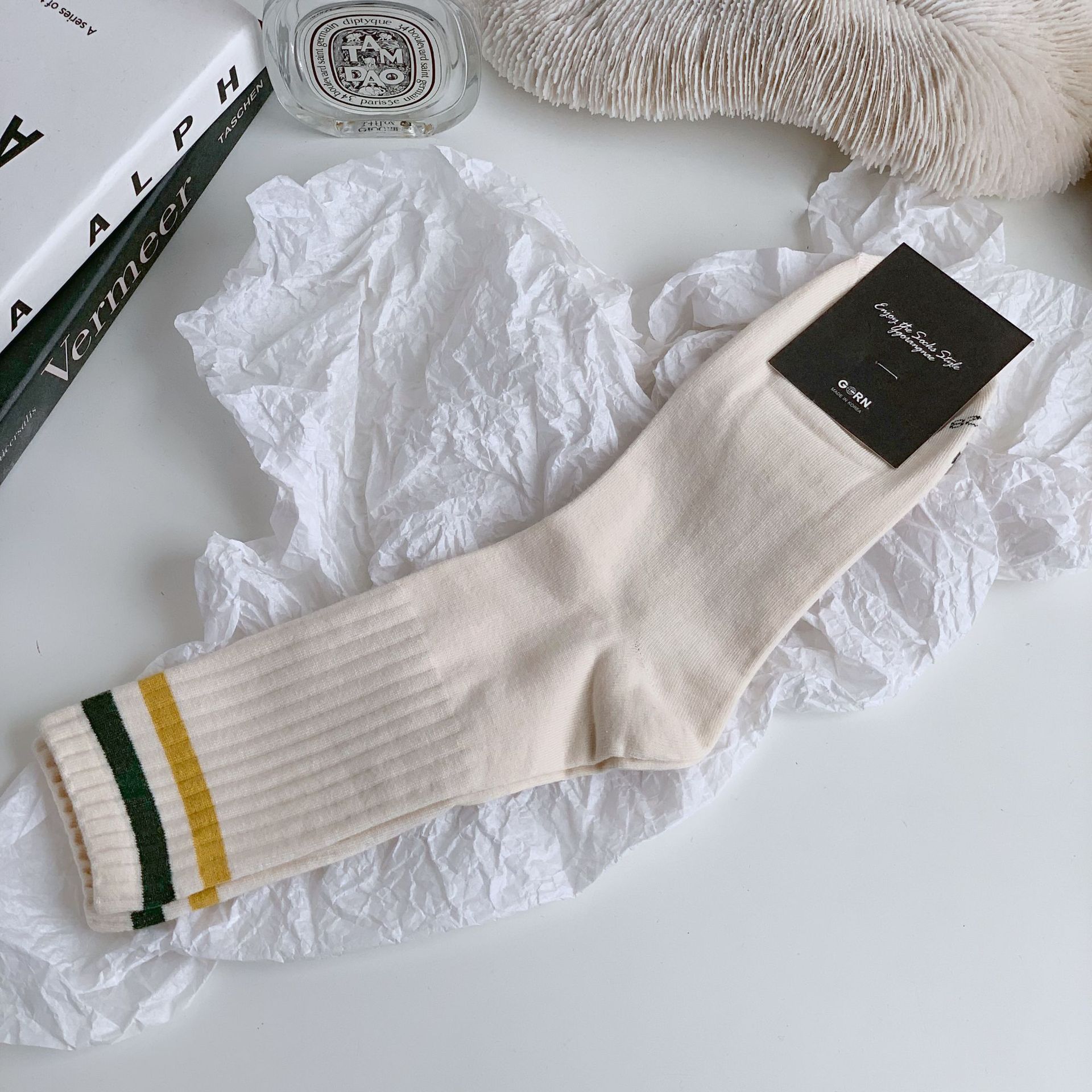 Designer ggorangnae outono inverno barras paralelas na moda meias masculinas tubo médio alto respirável algodão meias curtas masculino