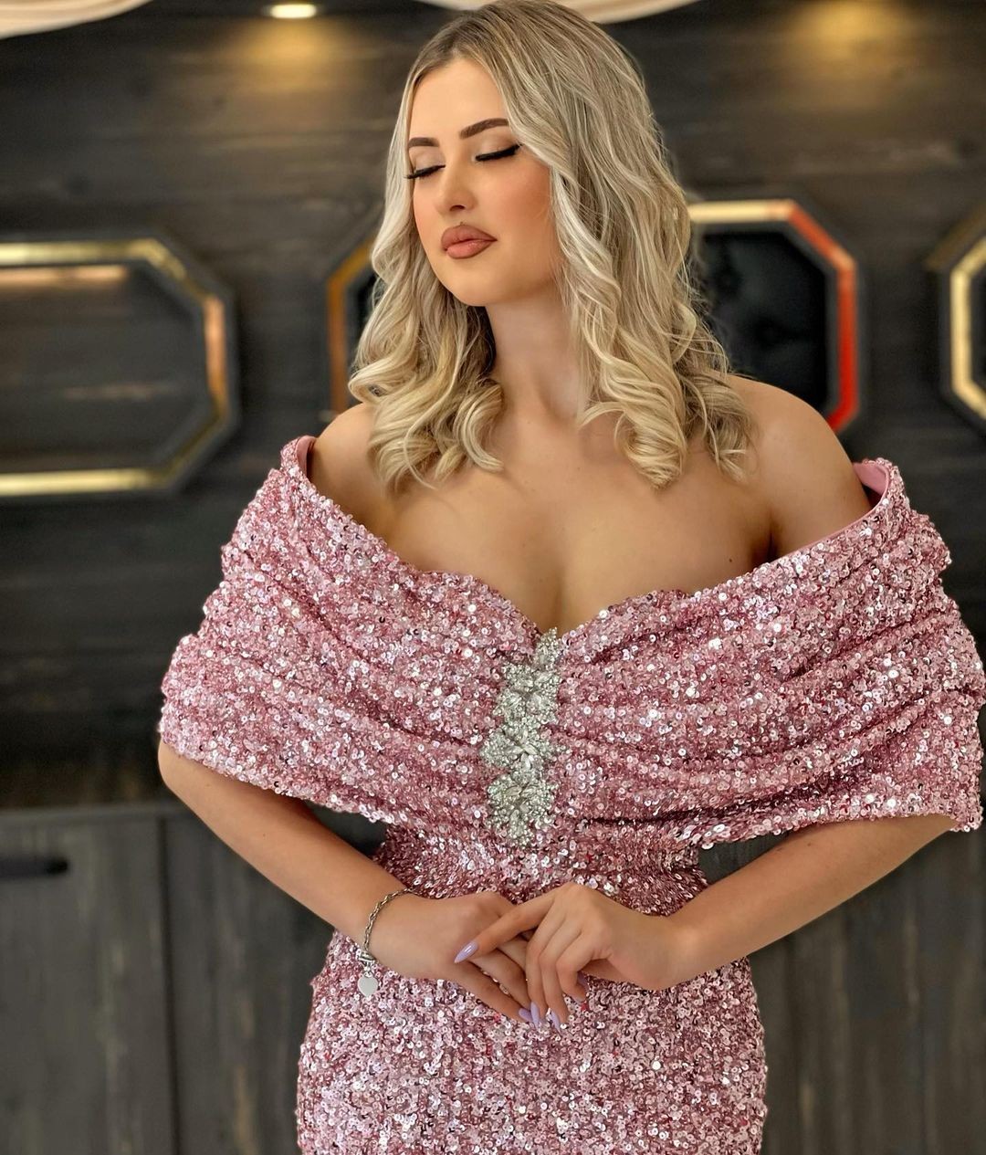 Glamoureuze zeemeermin prom jurkt af van de moet glanzende lovertjes ruches hof jurk op maat gemaakte ritsjurk plus size vestido de noite