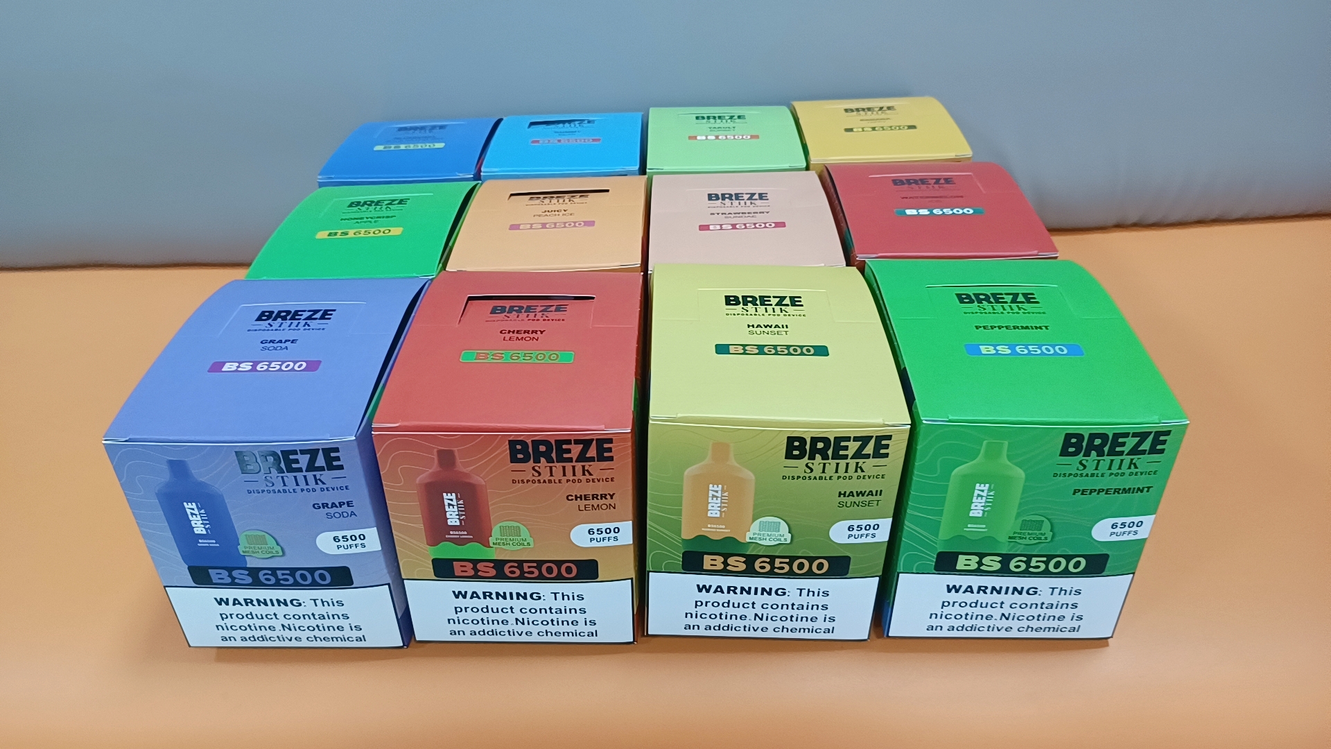 Orijinal Brezz Stiik BS6500 Puf E Sigara 52G Bar Tek Kullanımlık Vape Kalem 400mAh Şarj Edilebilir Pil 12% 5% 5 kapasiteli 15ml sakız ayı