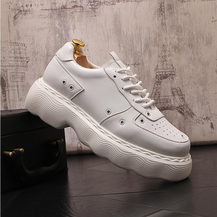 Buty designerskie mężczyzn trend modny białe buty swobodne młode mężczyzna Flats Mokasyna męskie trampki zapatillas hombre D2H10