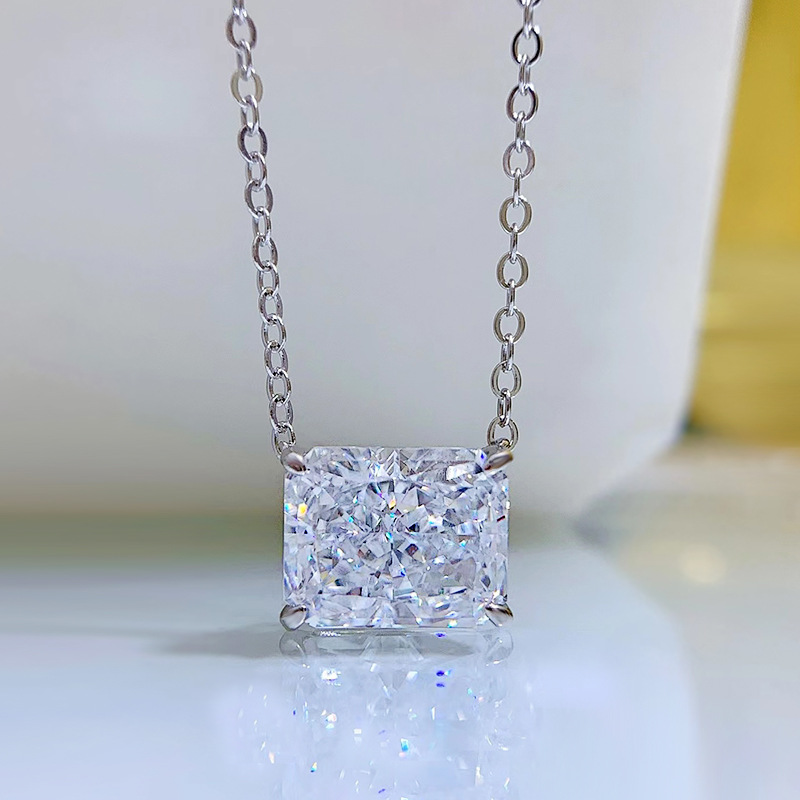 Radiant Cut 3ct Diamond Penent 100% Реал 925 Серебряный серебряный серебряный ожерелье Свадебные подвески для женщин свадебного хокера
