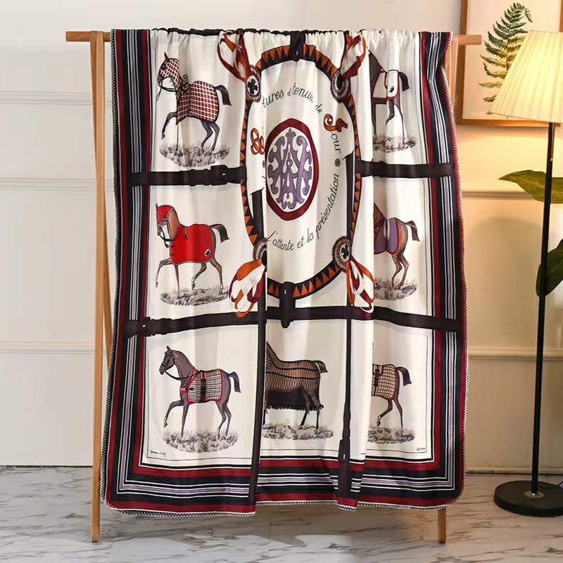 Thickening Orange Horse H Blanket Designer Velvet Blankets Big Size Thick Home Sofa Blanket TOP Selling Big Size 150&200