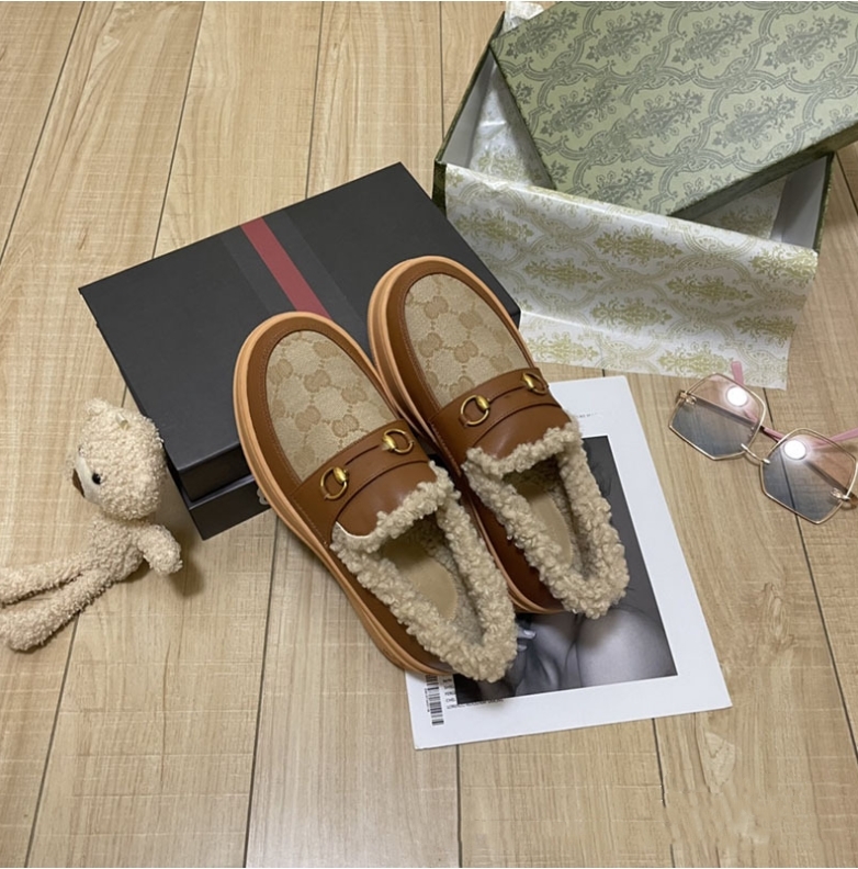 Desinger de lujo Zapatos casuales de suela gruesa para mujer Zapatillas de deporte con cordones de lona Dama de moda Diseñador plano Zapatos de cricket Zapatos de lona con plataforma de suela gruesa de felpa g 35-40