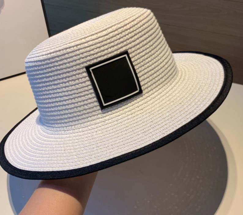 designer straw hat 2023 Summer New flat top hat high quality mens Ladies same sun visor panama Sun Beach Caps