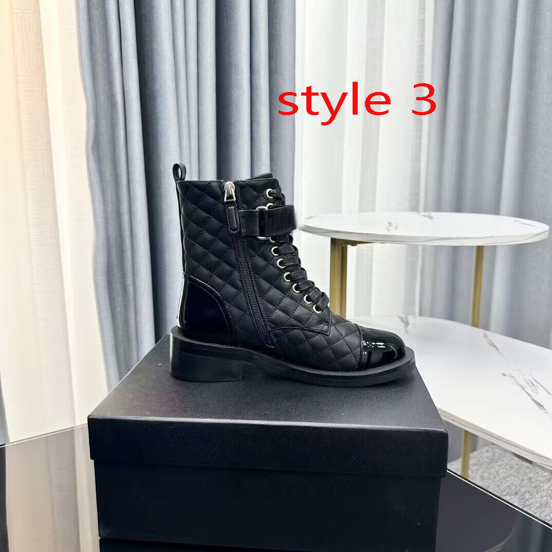 korta stövlar designer skor 100% cowhide sko metallbrev snörning kvinnor skor tjocka klackar läder högt klackade lady platt blixtlås boot svart storlek 35-40-41 med låda