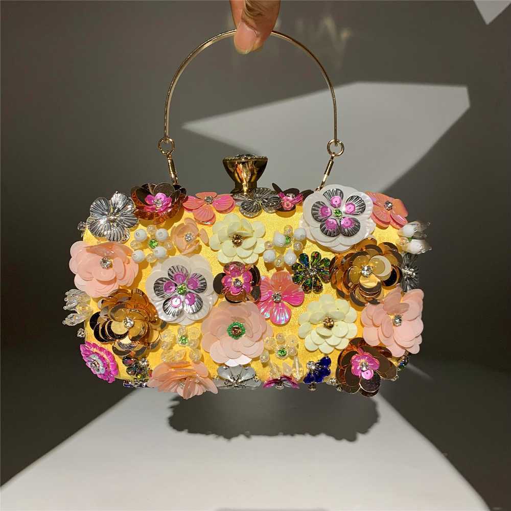 Fashion Dinner Bag Ladies Handmade Flower Pearl Clutch Bag Banquet Wedding Party Bag Handbags Purses and Handbags Pearl Bag