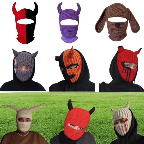 Casquettes de cyclisme Masques Halloween Cornes drôles Chapeau tricoté créatif Bonnets Chaud Couverture complète Masque de ski Chapeau coupe-vent Balaclava Chapeau fo3901646