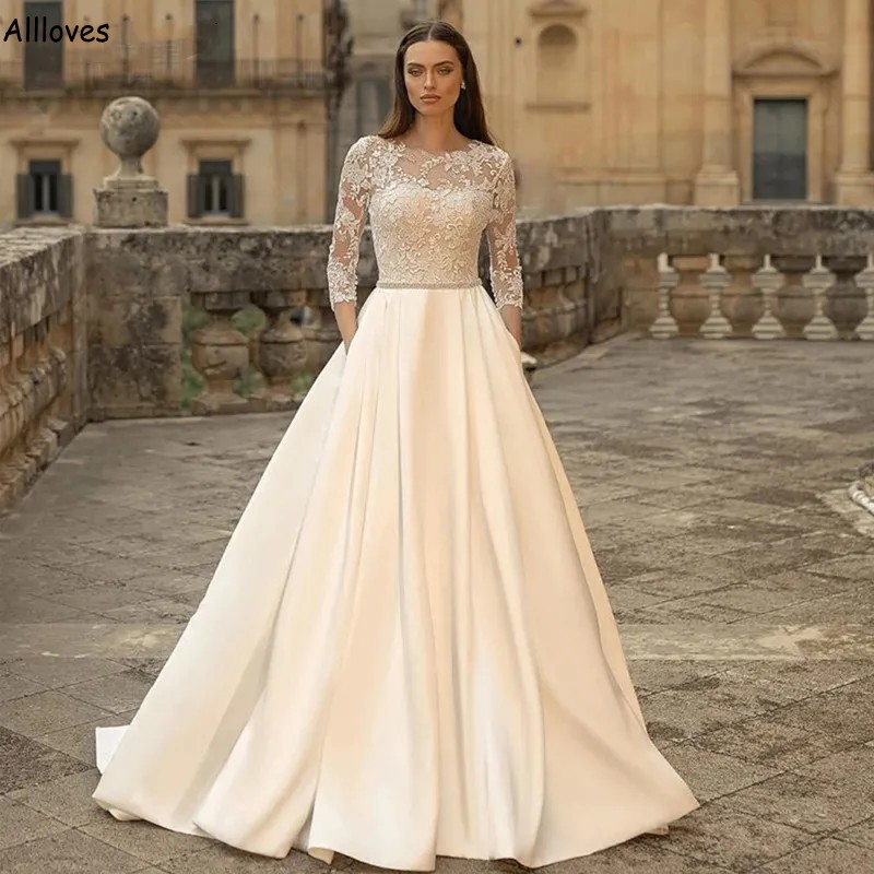 Abiti da sposa con scollo a barchetta in pizzo con scollo a barchetta con taschino maniche lunghe a 3/4 con foro sul retro Abiti da sposa in raso moderno Plus Size Abito da cerimonia ricevimento a strascico la sposa CL2134