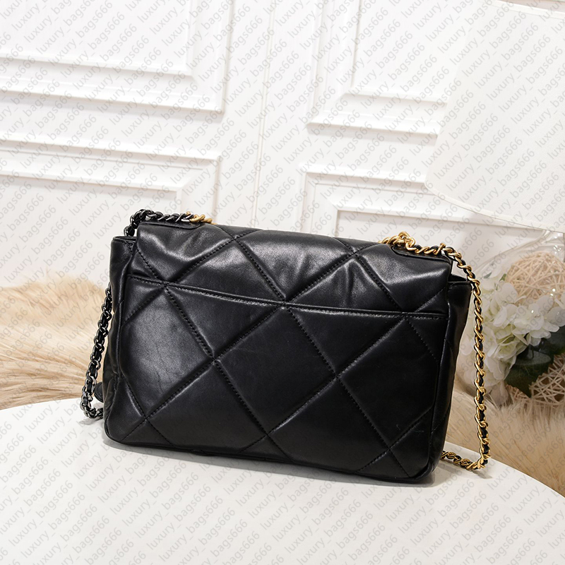 Designertassen Luxe crossbodytassen Lamsvacht schoudertassen Zacht leer Klassieke merk damestassen Echt lederen kettingtassen Zwarte messenger bag Flap Clutch Handtas