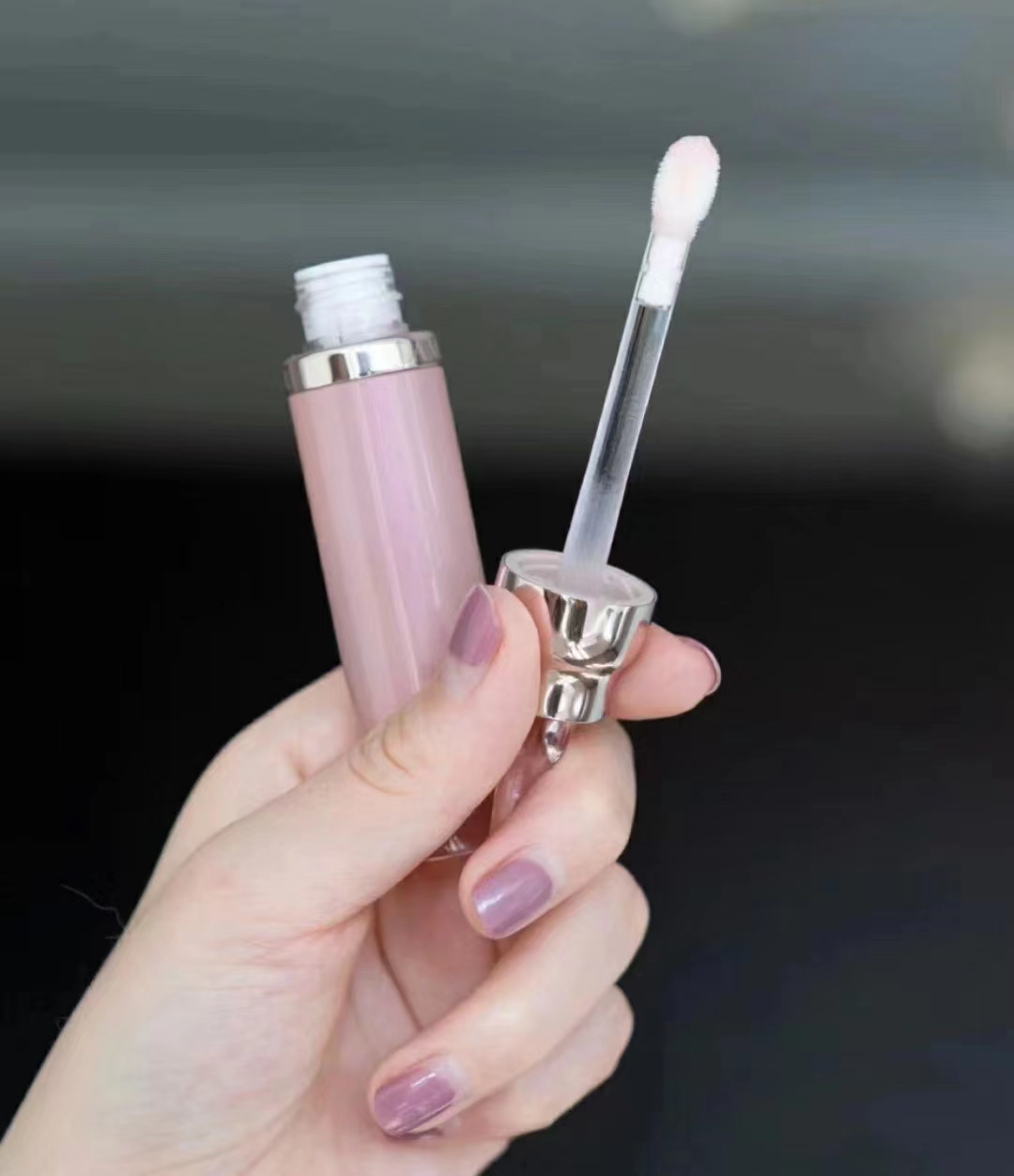 リップバームThe Dry Lip Saver Lip Gloss le Soin Levres Repulpant保湿クリーム7ml 0.24oz送料無料