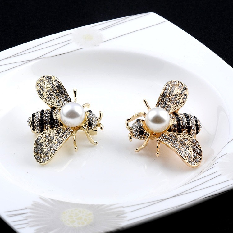 Fashion Diamond Set Bee Broches Pins Pearl Hornet Pins Dames Insect Corsage Men's Collar Pin Sieraden Accessoires