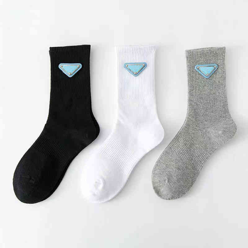 Women Socks Luxury Classic Letter Triangle Fashion Iron Standard Autumn And Winter Pure Cotton High Tube Stockings Set