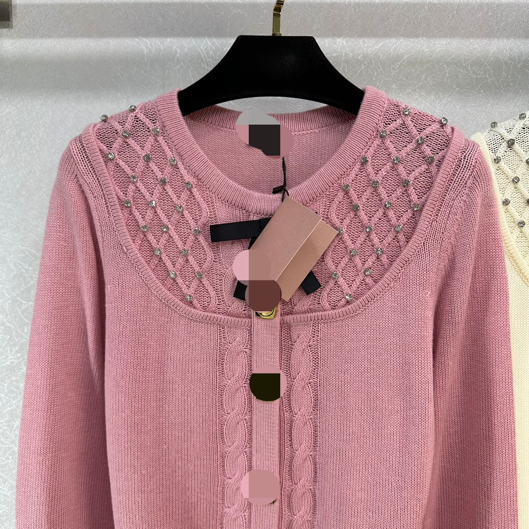 Cardigan à manches longues et col ras du cou pour femme, pull noir de marque du même Style, vêtements de haute qualité, Q136, automne 1105, 2023